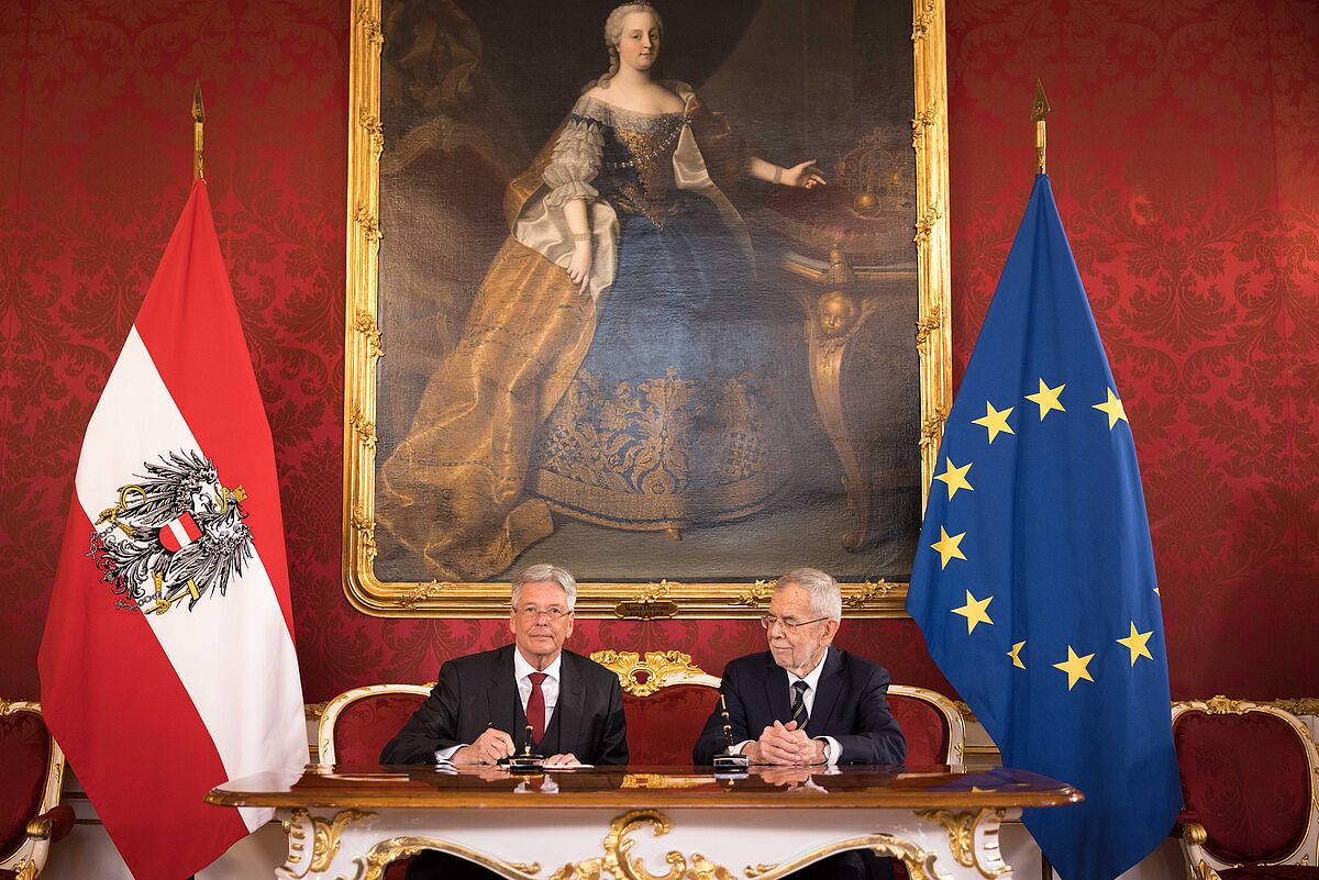 Angelobung von Peter Kaiser zum Landeshauptmann von Kärnten 18. April 2023