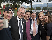 Bild 12 von 15