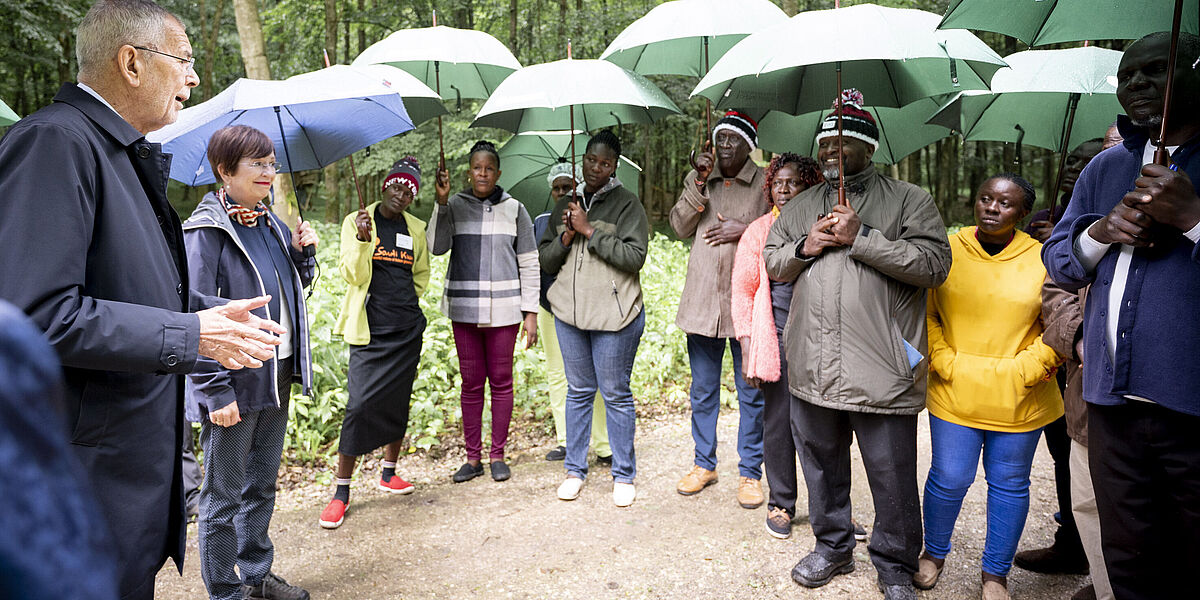 Bundespräsident trifft kenianische Delegation im Wienerwald