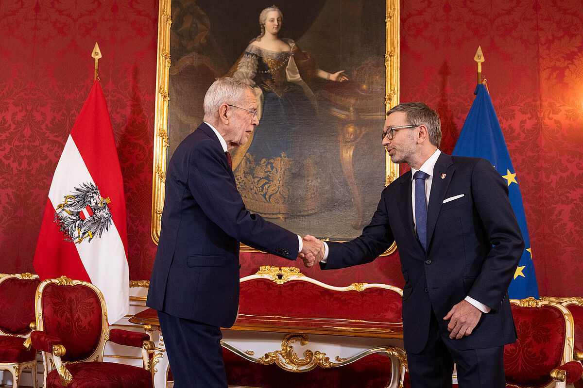 Gespräche mit den Vorsitzenden der fünf künftig im Parlament vertretenen Parteien 8. Oktober 2024