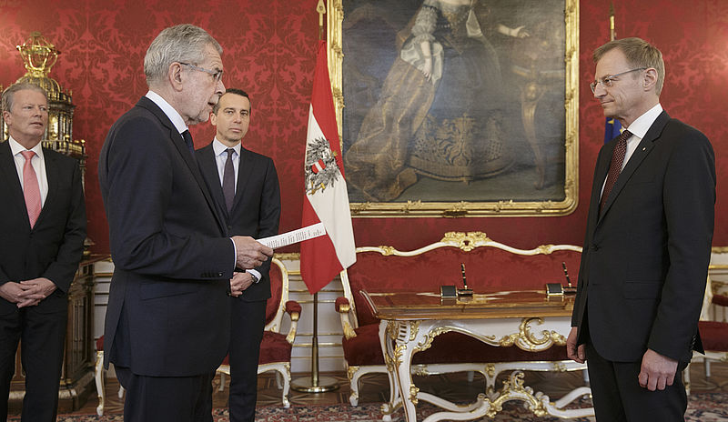 Angelobung von Thomas Stelzer zum Landeshauptmann von Oberösterreich