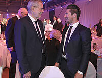 Bild 3 von 6