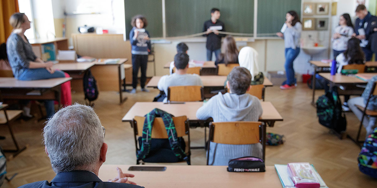 Besuch der NMS Brüßlgasse