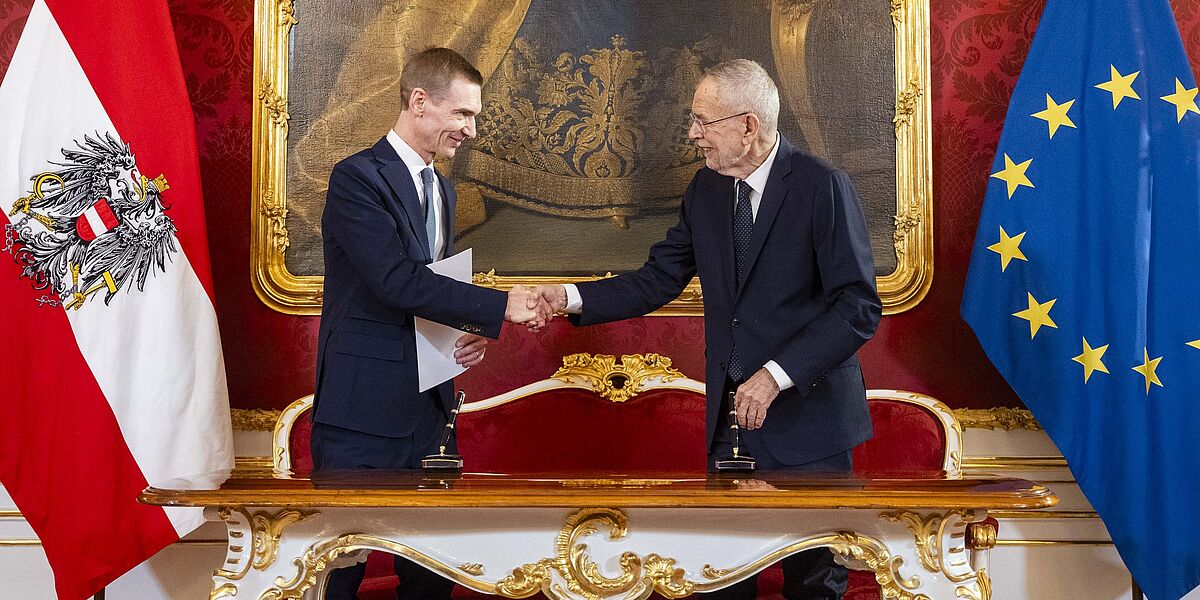 Angelobung von Gunter Mayr zum Bundesminister für Finanzen durch Bundespräsident Alexander Van der Bellen