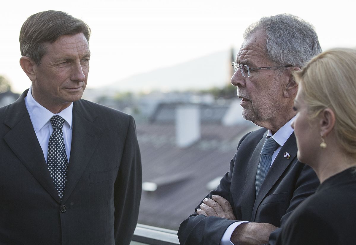 Informelles Treffen der Staatsoberhäupter der Republik Österreich , der Republik Slowenien und der Republik Kroatien in Salzburg