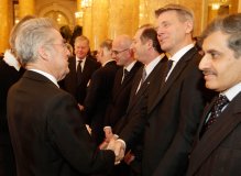 Bild Neujahrsempfang f�r das Diplomatische Corps 2013 in gr&ouml;&szlig;erer Aufl&ouml;sung anzeigen