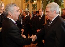 Bild Neujahrsempfang f�r das Diplomatische Corps 2013 in gr&ouml;&szlig;erer Aufl&ouml;sung anzeigen