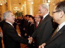 Bild Neujahrsempfang f�r das Diplomatische Corps 2013 in gr&ouml;&szlig;erer Aufl&ouml;sung anzeigen