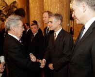 Bild Neujahrsempfang f�r das Diplomatische Corps 2013 in gr&ouml;&szlig;erer Aufl&ouml;sung anzeigen