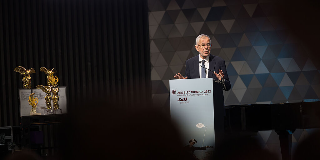 Bundespräsident Alexander Van der Bellen eröffnet die Ars Electronica 2022
